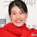 3児の母・横澤夏子、劇団四季「リトルマーメイド」鑑賞時の親子3ショットを公開「旗見上げててかわいい」「幸せが溢れてる」の声 画像