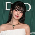 IVEウォニョン、誕生日に幼少期ショット披露「完成度が違いすぎる」「プリンセス感が溢れてる」 画像