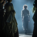 NTLive 『人間嫌い』 Photo © Marc Brenner