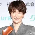 吉瀬美智子、六本木駅ホームショットに反響「隠しきれないオーラが出てる」「おしゃれすぎる」 画像
