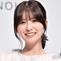 長濱ねる、色白美脚際立つルームウェア姿披露に反響「ドキドキするほど可愛い」「脚が綺麗すぎる」の声 画像