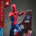 1/6スケールフィギュア　スパイダーマン（ファイナル・スウィング・スーツ／デラックス版）／50,000円 (税込)