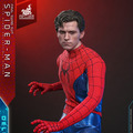 1/6スケールフィギュア　スパイダーマン（ファイナル・スウィング・スーツ／デラックス版）／50,000円 (税込)