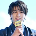 岩瀬洋志、写真撮るときの工夫明かす 参考にしているのは海外俳優・アイドルなど【もうパパ！】 画像