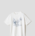 クリスマスの研究|Tシャツ/¥3,900/©Disney