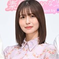 長濱ねる、眼鏡×タンクトップコーデ披露「華奢で憧れる」「ビジュ最高」と反響 画像