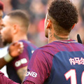 ネイマールも着た！PSG、「漢字ユニフォーム」を着用する 画像