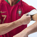 ポルトガル代表、W杯ユニフォームを発表！ホームはあの「歴史的勝利」を象徴 画像