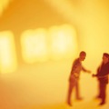 あなたが貧しくなりやすい人かどうかを判定するクイズを出したいと思います。ちょっと下世話な例ですが、おそらく多くの人が知っていると思いますので、あえて使わせていただきました。