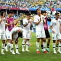 W杯から帰国の韓国代表に生卵…その映像が話題に