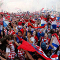 W杯準優勝で国民的英雄に！クロアチア代表が帰国、なんと30万人が出迎える！
