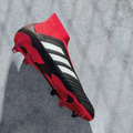 adidasが新作スパイク「チームモードパック」を発表！プレデターは黒×白×赤に