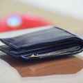 お金を貯めるなら、長財布というイメージが定着していますが、実際はどうなのでしょうか？ FPである筆者が実験を試みました