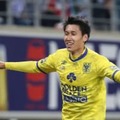 鎌田、カップ戦で決めた！早くも公式戦二桁ゴール達成
