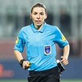 初の女性主審、フランス1部で誕生へ！ヤングなでしこ優勝戦も担当