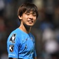 久保と同世代の17歳、斉藤光毅が驚異の「個人技弾」！横浜FCも6連勝