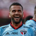 “10番”化したダニ・アウヴェス、相手をあざ笑う「仰天突破」がこれ！