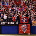 米国ならでは！「ペイントだらけ」のサッカーがいい雰囲気