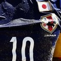「国旗と違う色のユニフォームを着る8つのサッカー代表チーム」 画像