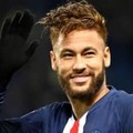 ネイマール、ぶっ壊れる！「妹の彼氏に狂喜乱舞」がこれ