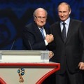 ロシアW杯に疑惑…FIFAのブラッター元会長を買収か