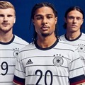 ドイツ代表、EURO2020を想定の新ユニフォーム発表！デザインは「手書き風細線」 画像