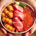 うにといくらがキラキラ輝く海の宝石箱が味わえる！都内屈指の人気海鮮丼５選
