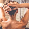 いつもと違うコードの巻かれ方。彼氏の家で女の影を見た時、アラサー女がとるべき行動