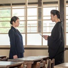 朝ドラ「あんぱん」黒井先生（瀧内公美）の壮絶過去＆一瞬の微笑みに反響「印象が変わった」「胸が締め付けられる」 画像