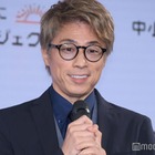 田村淳、娘2人と豪華クリスマスツリー飾り付け「大きくてゴージャス」「娘さん可愛い」と反響 画像