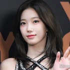 LE SSERAFIMカズハ、色白素肌際立つ衣装姿にファン熱狂「着こなせるのさすが」「スタイル抜群」 画像