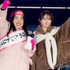 南沙良＆ゆりやんレトリィバァ、歌舞伎町で“約20分”街頭演説 聴衆とコール＆レスポンスも「アカデミー賞とるぞ！」「興行収入5000億！」【禍禍女】 画像