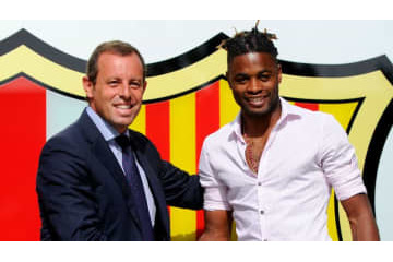 「アーセナルの給与が低すぎてバルセロナへ行った」A・ソング、移籍の理由を激白 画像