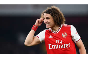 アーセナル、D・ルイスに「年間30億円」かかっていた 画像