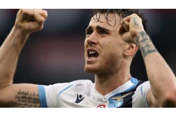 スアレスか！元バルサ選手、一発レッドになった「仰天噛みつき」がこれ 画像