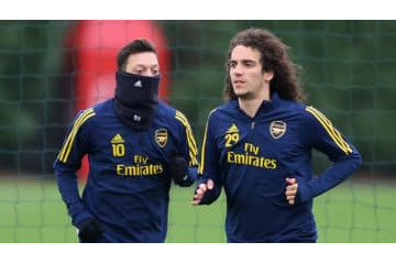 なぜエジルとグエンドゥージは除外される？アーセナル監督が理由を説明 画像