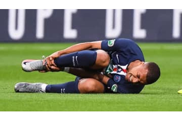 足首負傷のエムバペ、CL欠場…3週間離脱と公式発表 画像