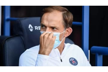 PSG、なんとトゥヘル監督が骨折…捻挫も負う 画像