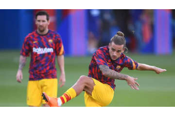 グリーズマン、7番で初ゴールも…メッシとの「微妙な空気感」がこれ 画像