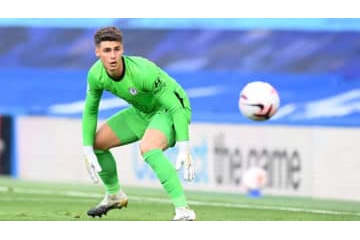 チェルシーGKケパ、酷いミスで失点…餌食にしたマネがやさしかった 画像