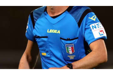 33歳の審判、恋人とともに惨殺される 画像