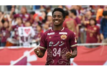 Jリーグでプレーのマルセロ従兄弟、本人と似てる？似てない？ 画像