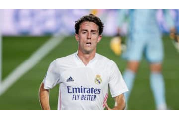 オドリオソラ、ポルシェでカラーコーンに突っ込む 画像