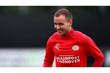 ゲッツェ、PSV衝撃デビュー！日本人2人も茫然の「電撃初ゴール」 画像