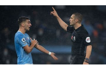 悪名高き「ハンド厳格化」、23日に再検討へ？ 画像