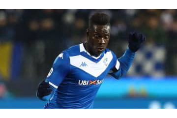 半年ぶりピッチ復帰のバロテッリ、動く！ 画像