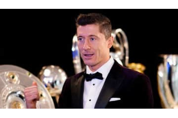 FIFA最優秀選手、レヴァンドフスキが受賞！ソン・フンミンやノイアーも 画像