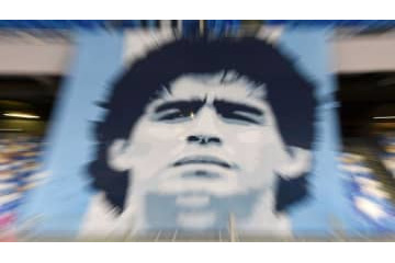 死去したマラドーナ「偽造文書で入院」していた？不適切な治療か 画像