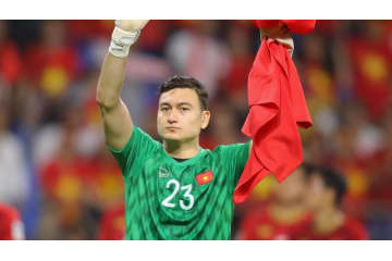 C大阪と契約のベトナム代表GKダン・バン・ラム、南野を絶望させた「神セーブ」これ 画像