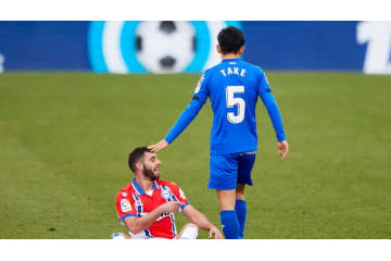 久保建英も“貢献”…ヘタフェ戦の「ファウル数」が5大リーグで最悪級だった 画像